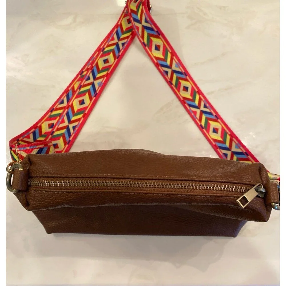 JOY SUSAN CROSSBODY BAG BROWN‎ VEGAN SAFE LEATHER ZIPPER TOP ADJUSTABLE STRAP